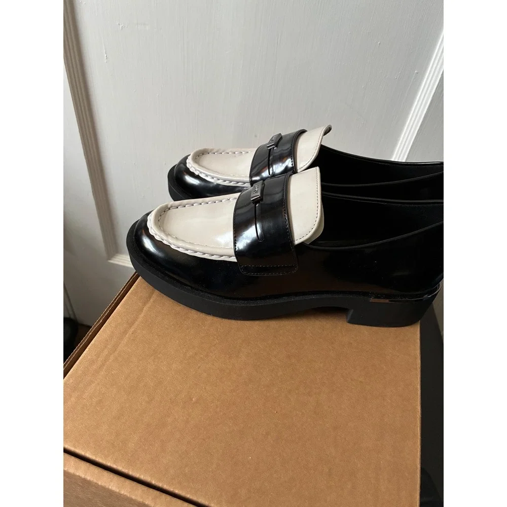DKNY Womens Bicolor Penny Loafers Black Cream Logo K2377240 Size 5M